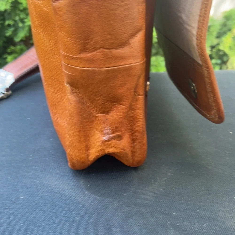 Urban leather satchel